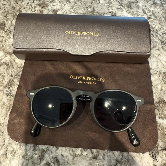 Oliver Peoples Gregory Peck Black Sunglasses - Picture 7 of 9